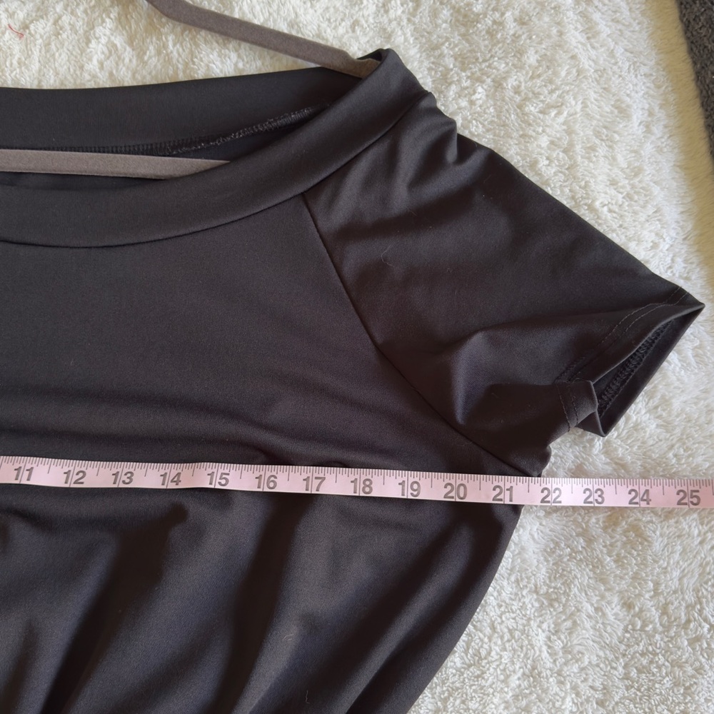 Versatile Black Jumpsuit - Picture 3 of 6